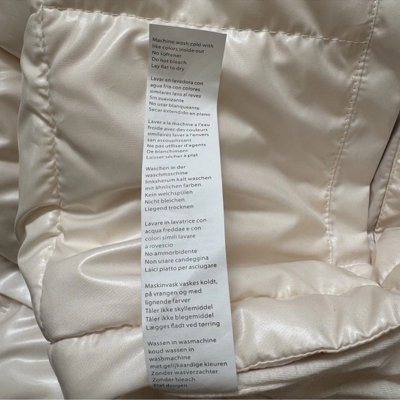 Fabletics Nelly Mixed Media Half Zip Women's Cream Jacket Size S Sherpa Puffer - Picture 8 of 9